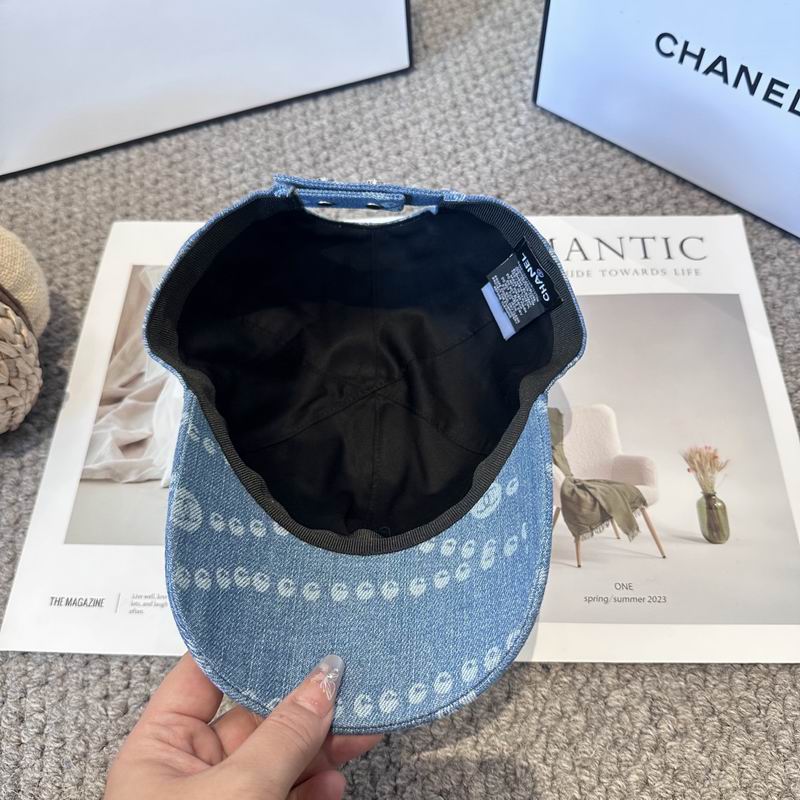 Chanel cap (448)