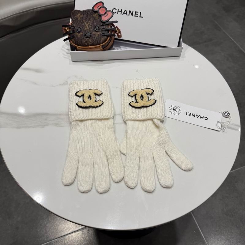 Chanel gloves 09 (37)