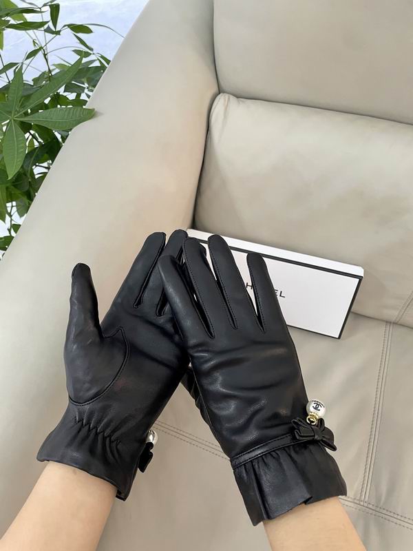 Chanel gloves L 08 (2)