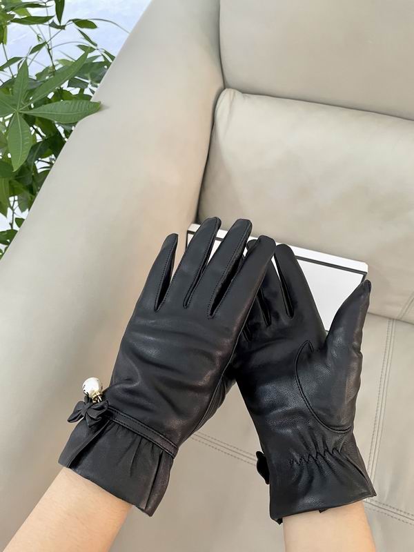 Chanel gloves L 08 (3)