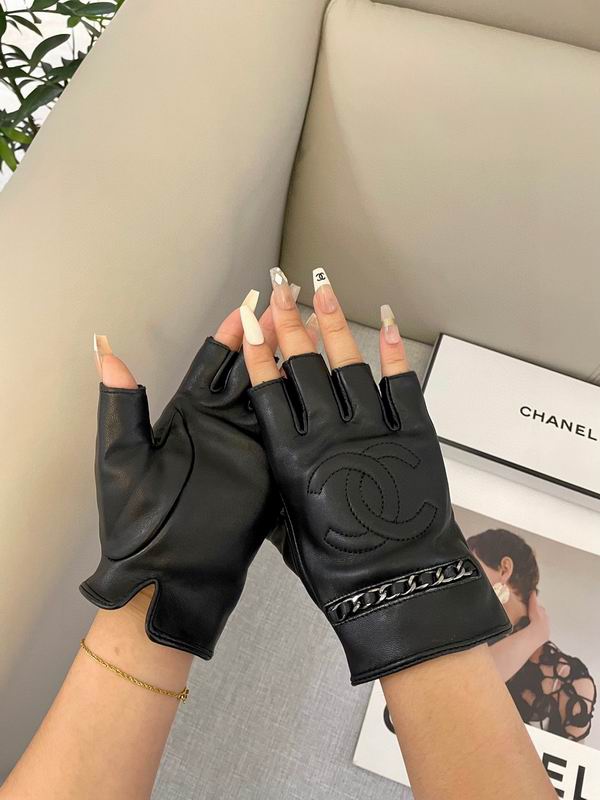 Chanel gloves L 84 (1)
