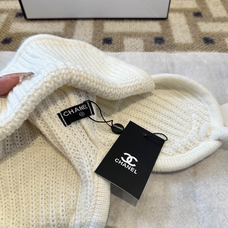 Chanel hat (1008)
