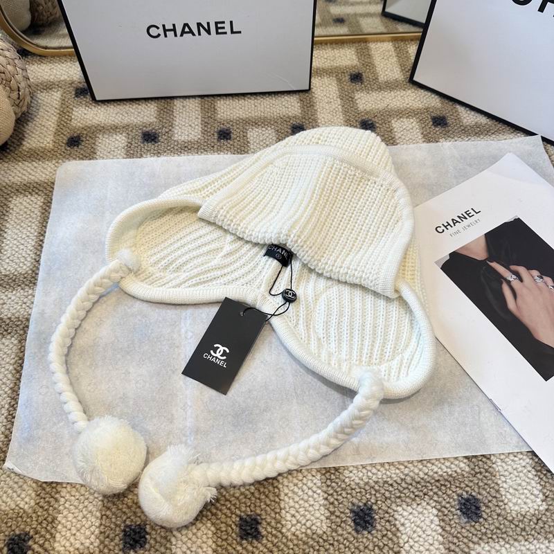 Chanel hat (1009)