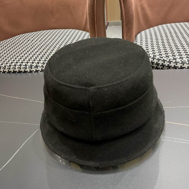 Chanel hat (1029)