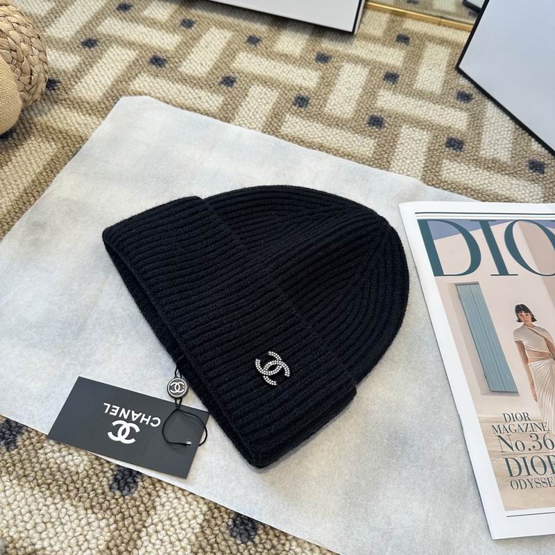 Chanel hat (1076)