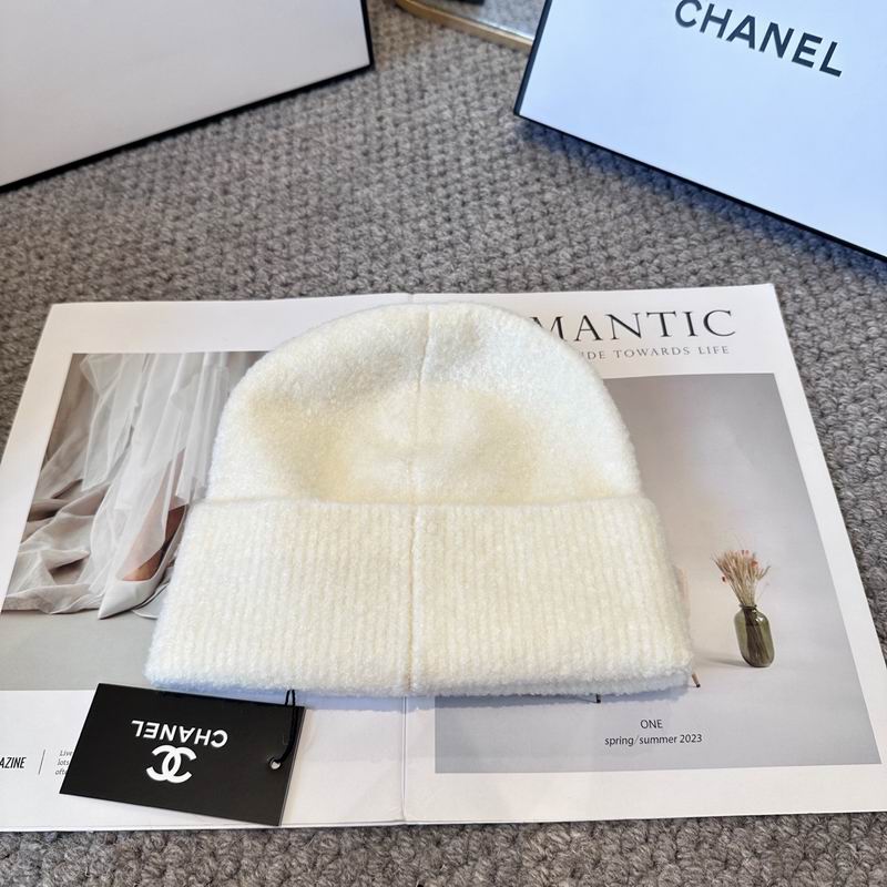 Chanel hat (1096)