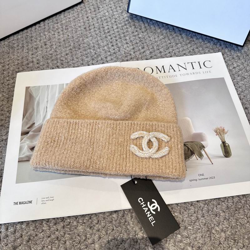 Chanel hat (1109)
