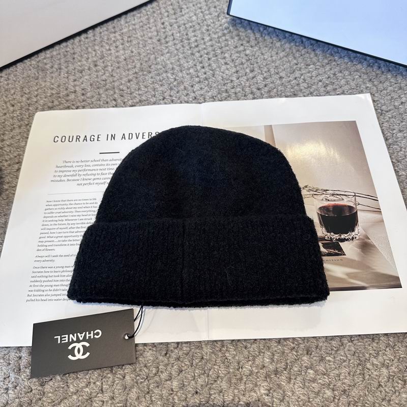 Chanel hat (1114)