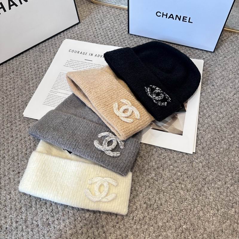 Chanel hat (1126)