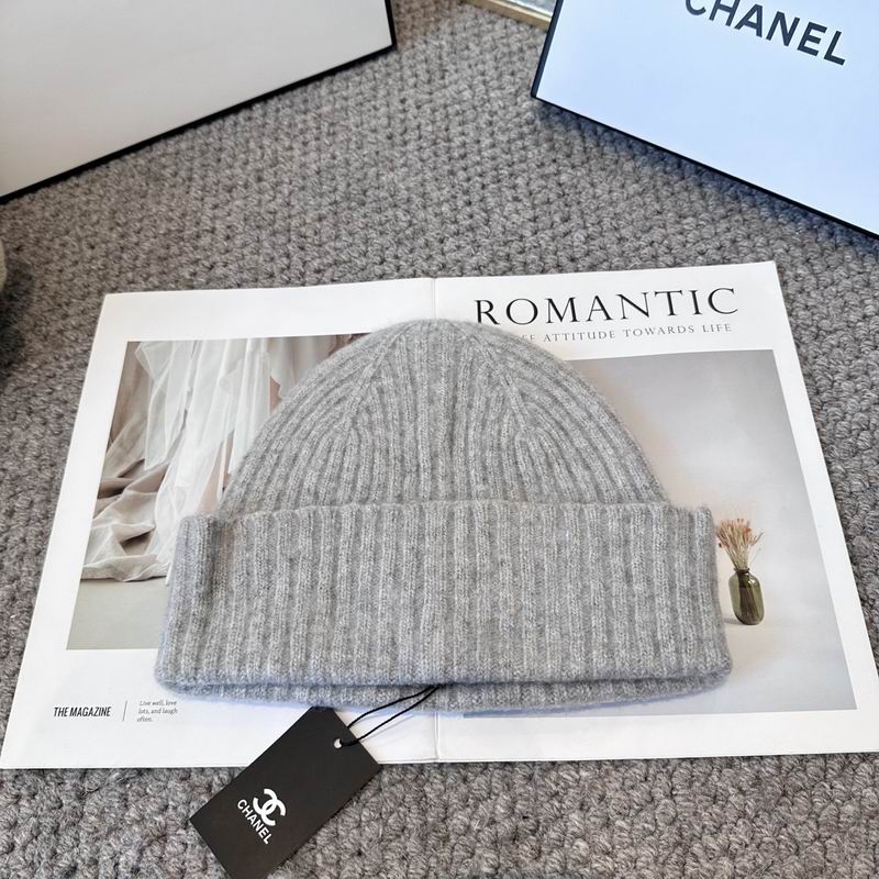 Chanel hat (1154)