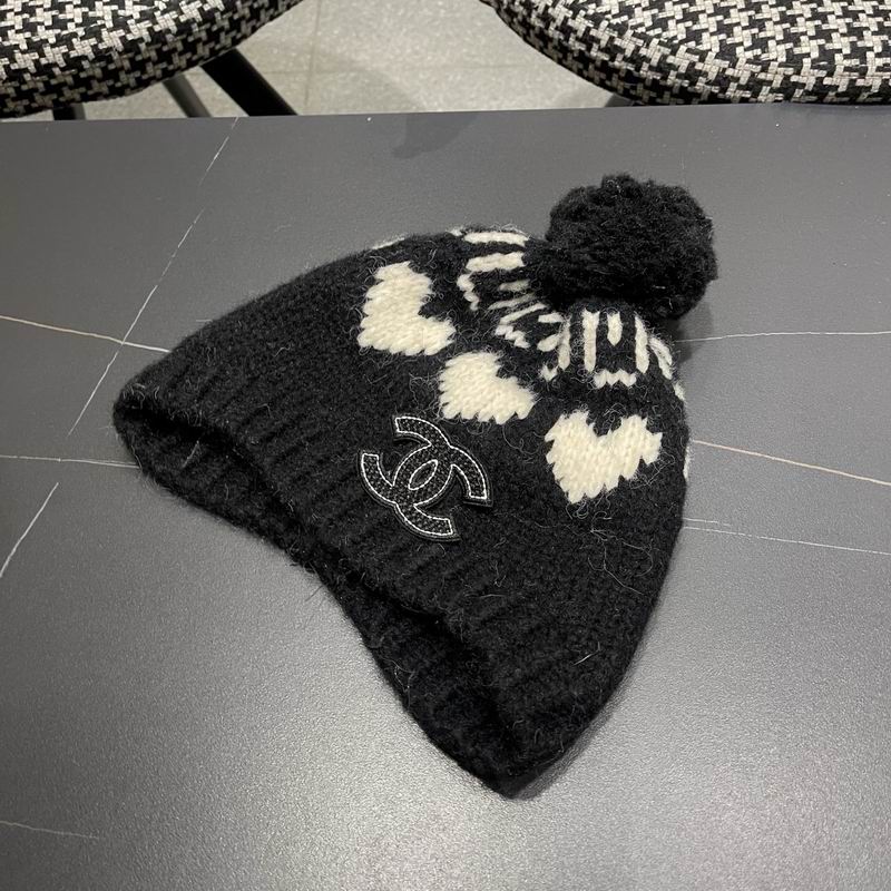 Chanel hat (2076)
