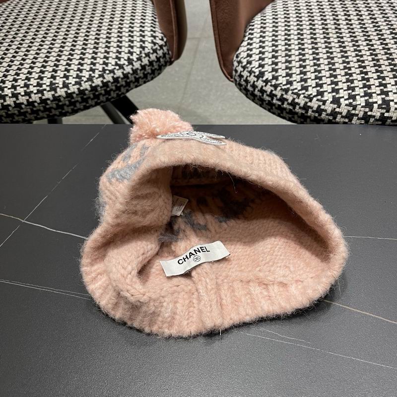 Chanel hat (2082)