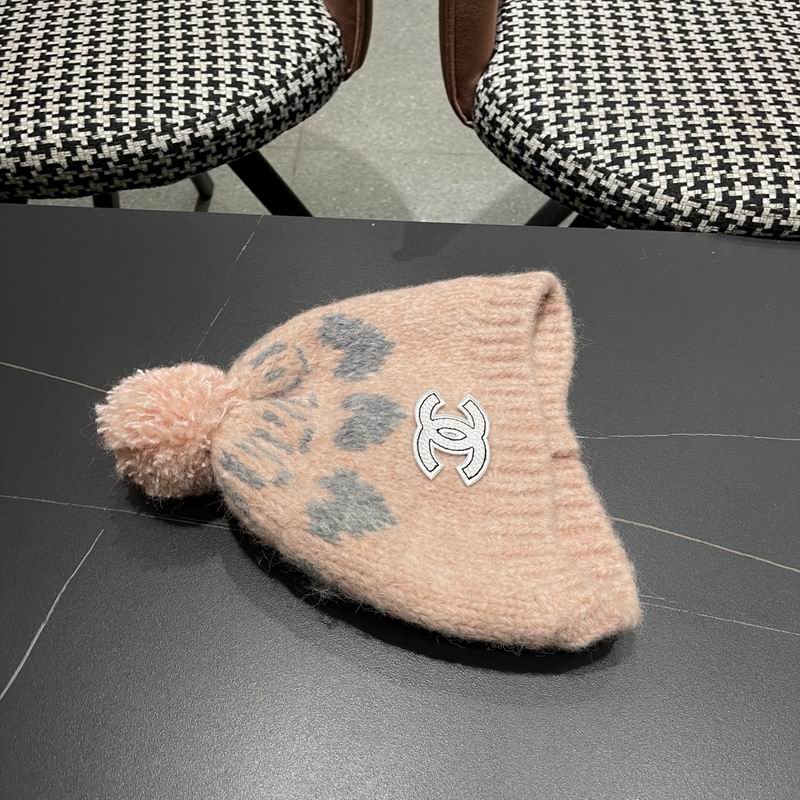 Chanel hat (2085)
