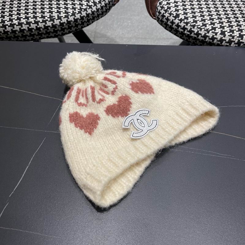 Chanel hat (2097)