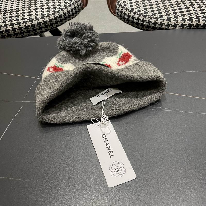 Chanel hat (2138)