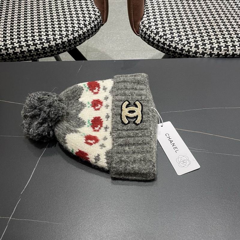 Chanel hat (2144)
