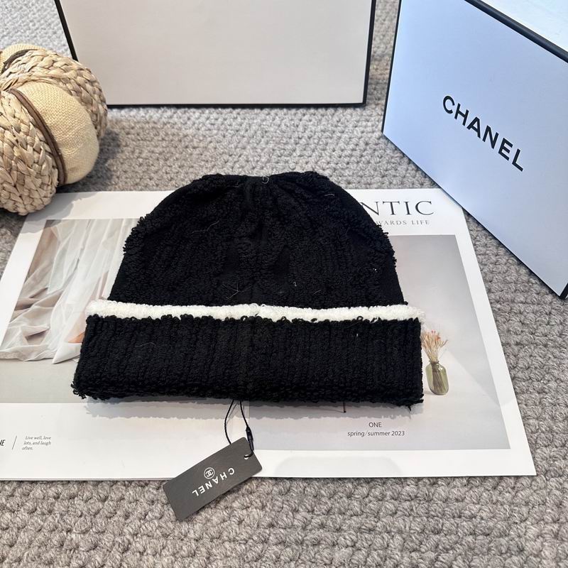 Chanel hat (2701)