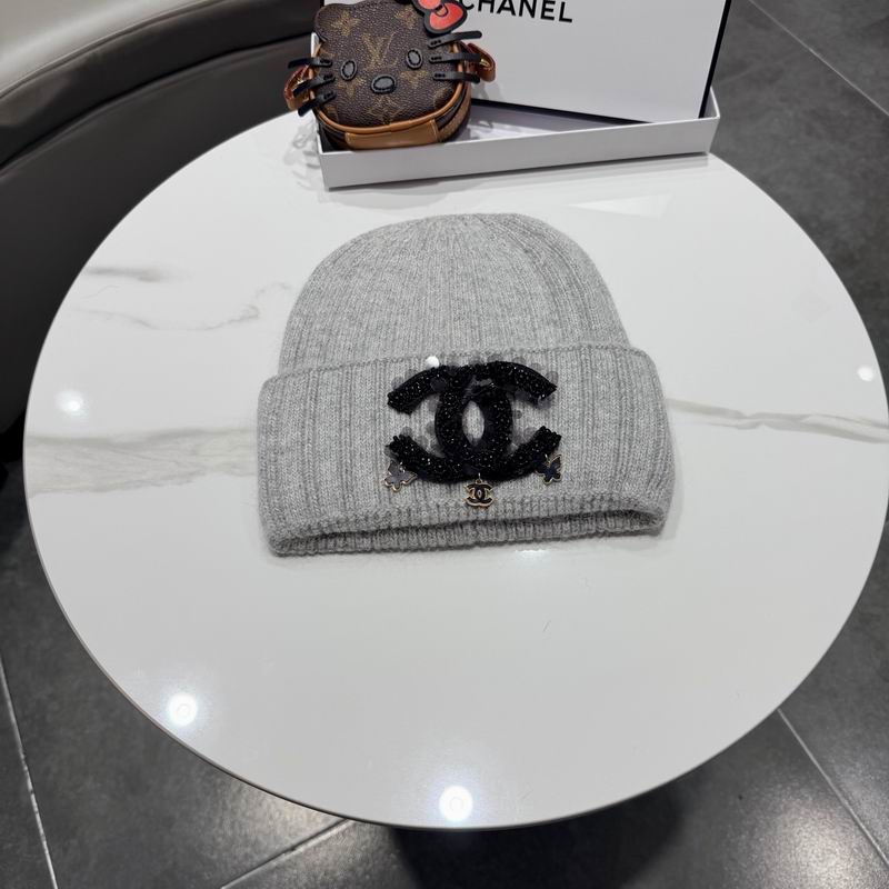 Chanel hat (2817)