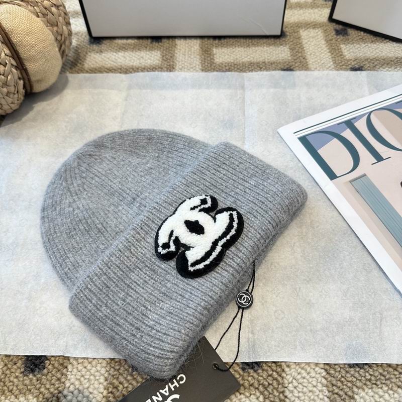 Chanel hat (301)