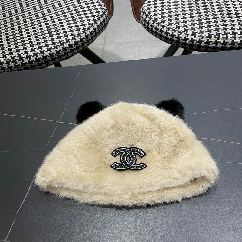 Chanel hat (3670)