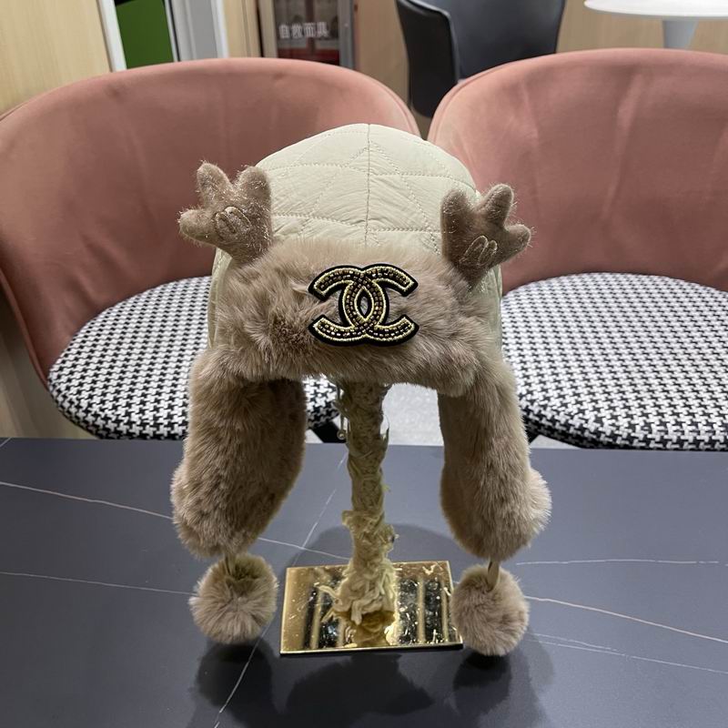 Chanel hat (4197)