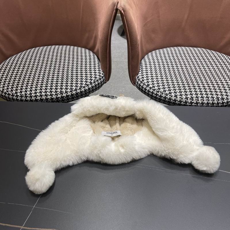 Chanel hat (4212)