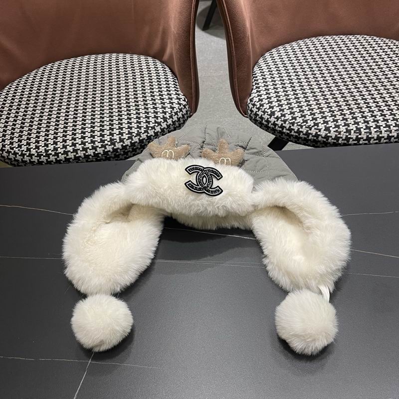 Chanel hat (4215)