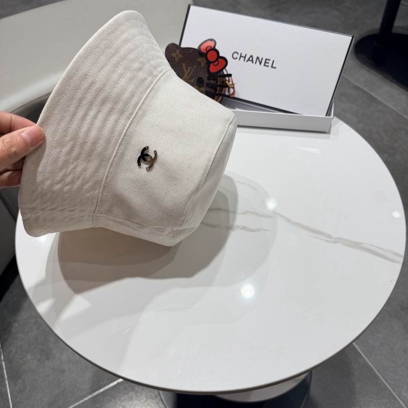 Chanel hat (518)