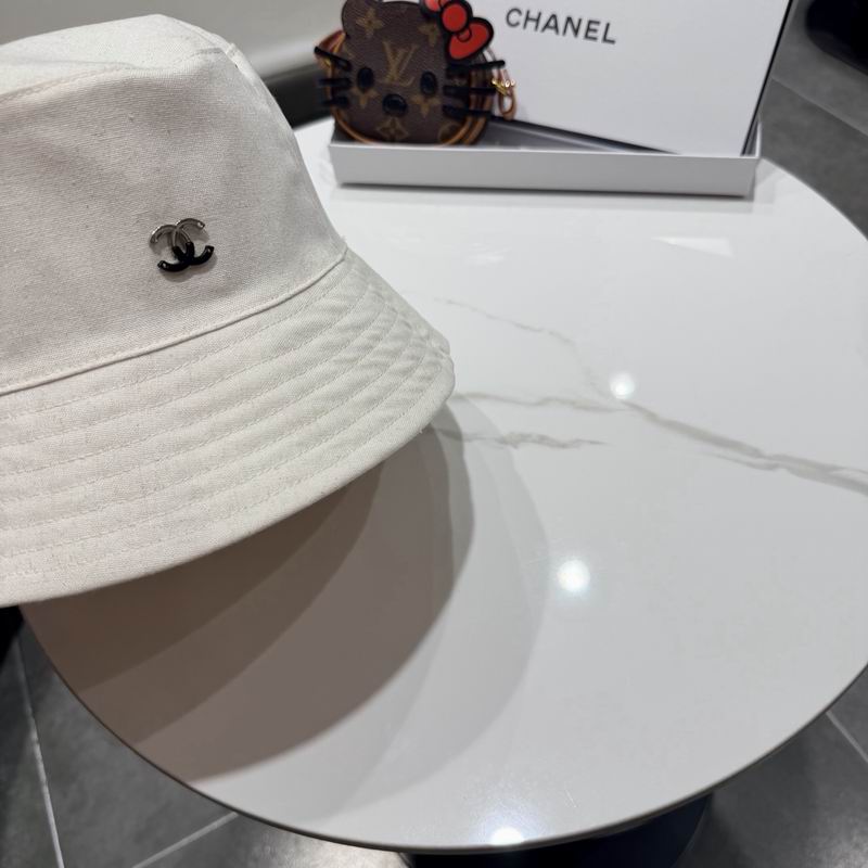 Chanel hat (520)