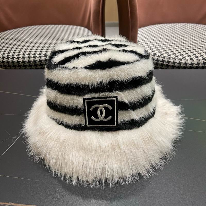 Chanel hat (847)