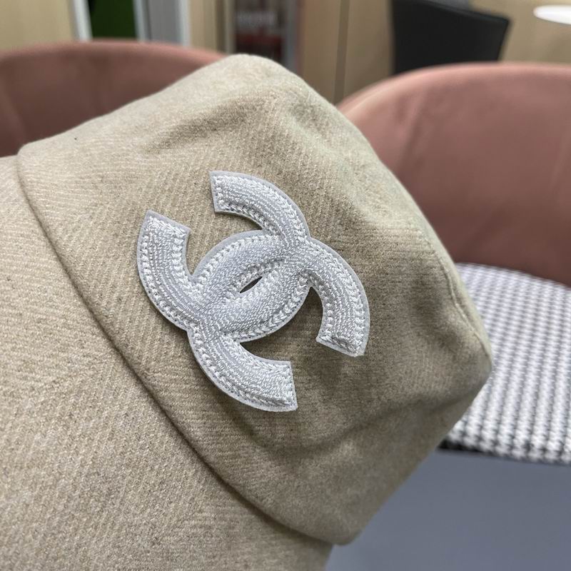 Chanel hat (847)
