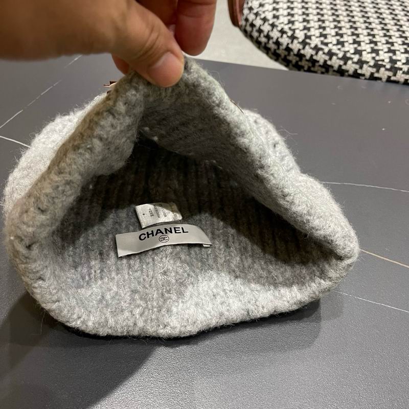 Chanel hat (935)