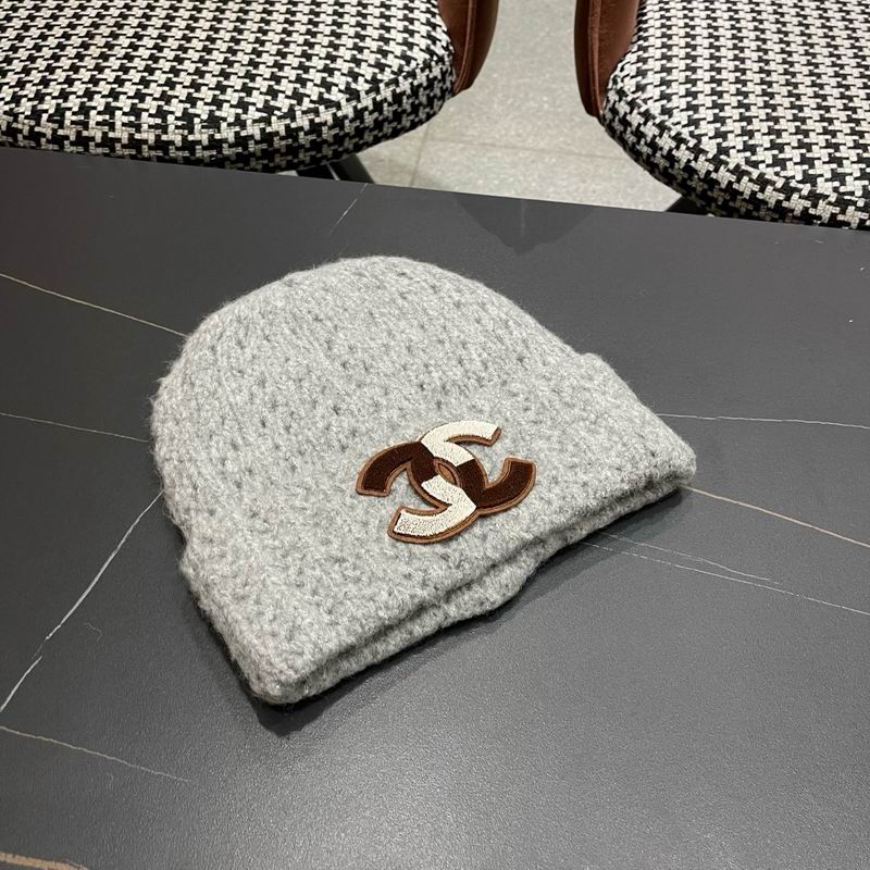 Chanel hat (942)