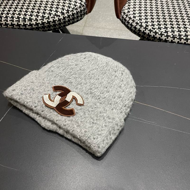 Chanel hat (943)