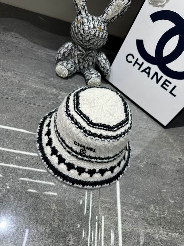 Chanel hat dx (236)