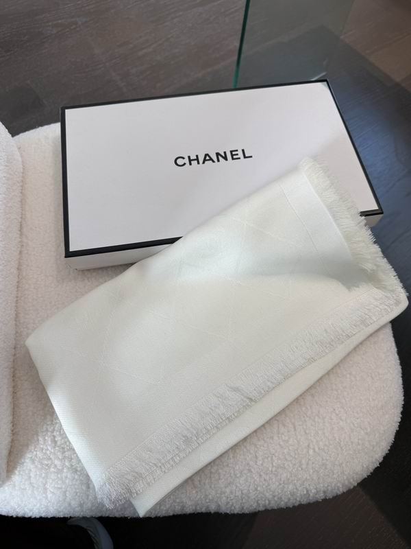 Chanel scarf 140X140cm E33 (7)