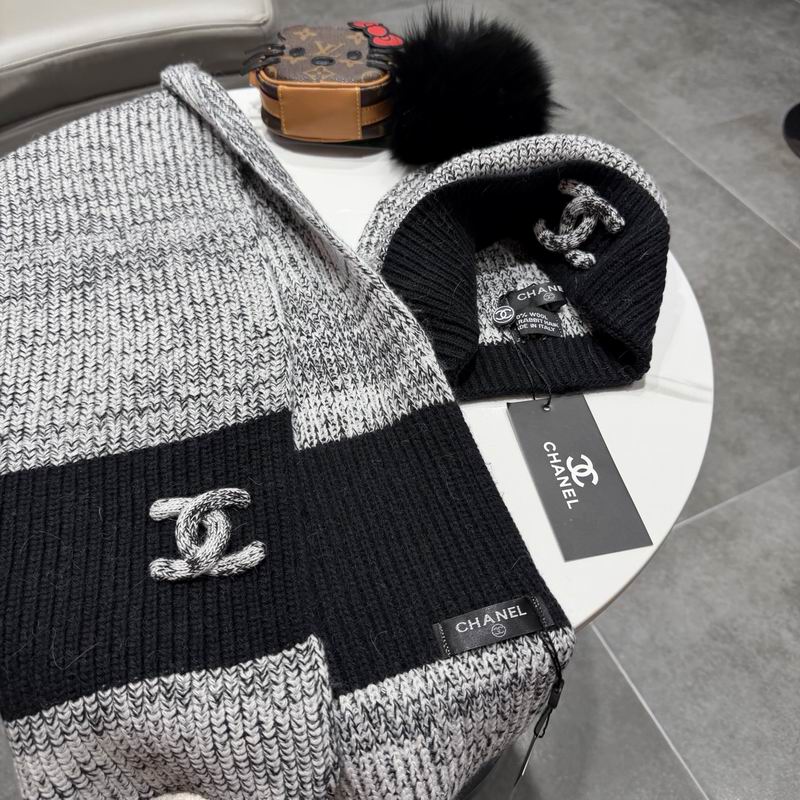 Chanel scarf hat (402)