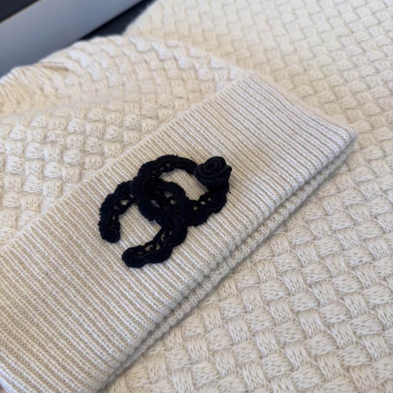 Chanel scarf hat (657)