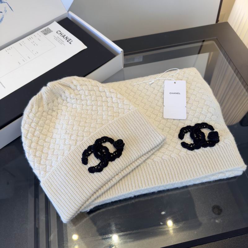 Chanel scarf hat (662)