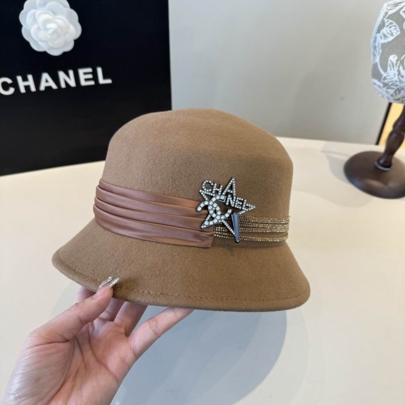 Chanel top hat (301)