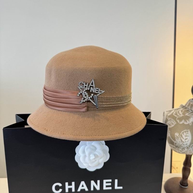 Chanel top hat (304)