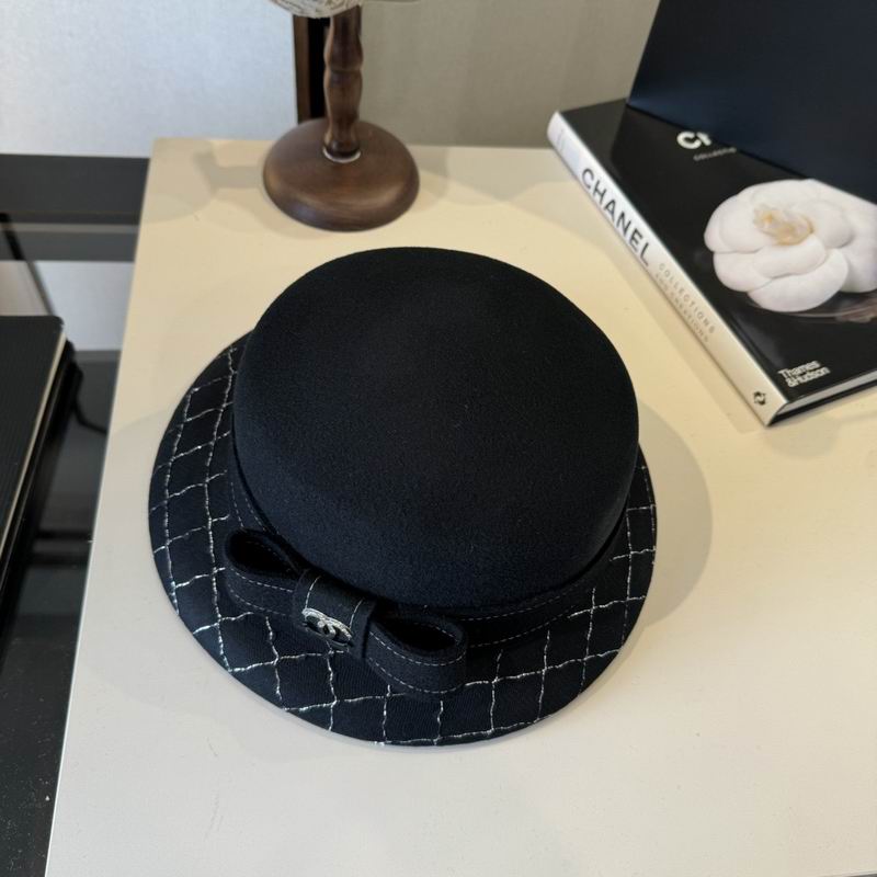 Chanel top hat (330)