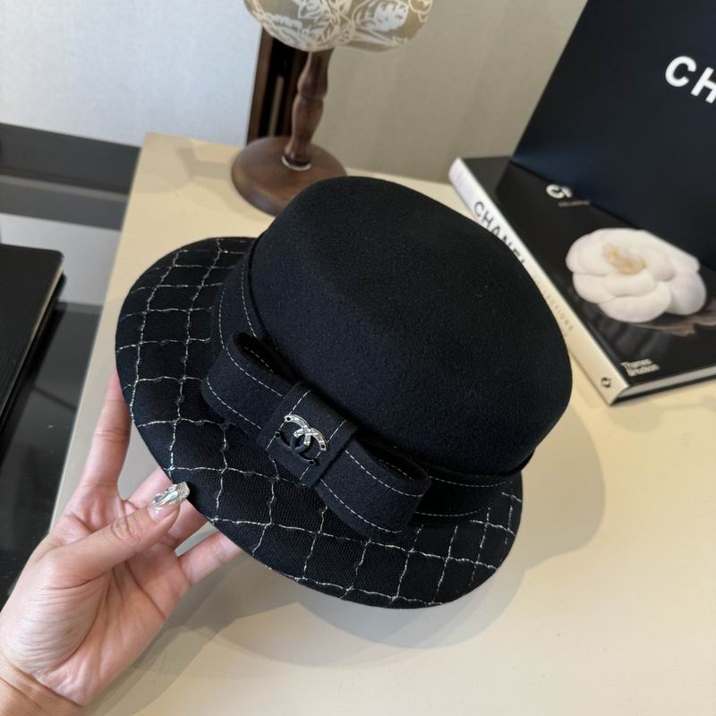 Chanel top hat (335)