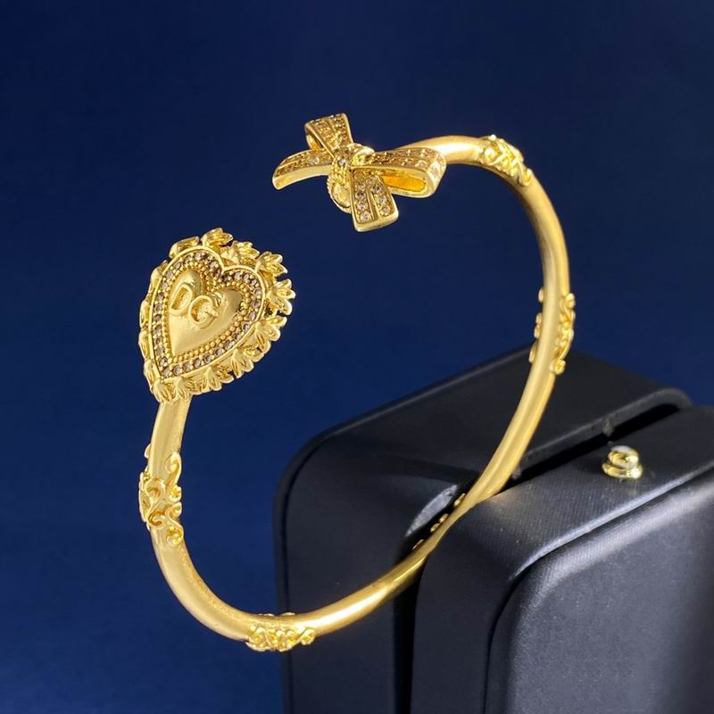 DG bracelet 12yxx02 (2)
