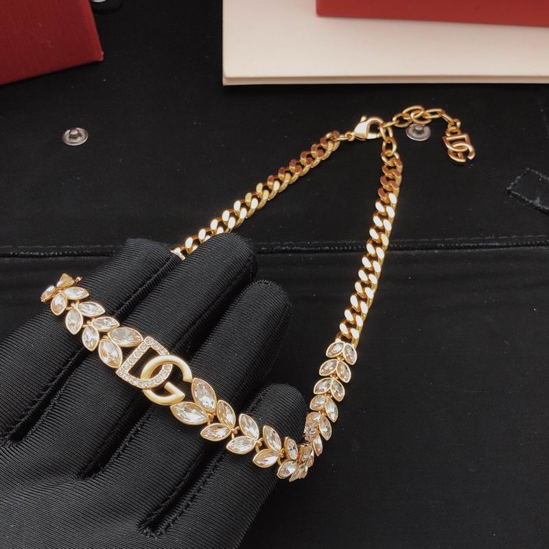 DG suits 01yxx02 (10)