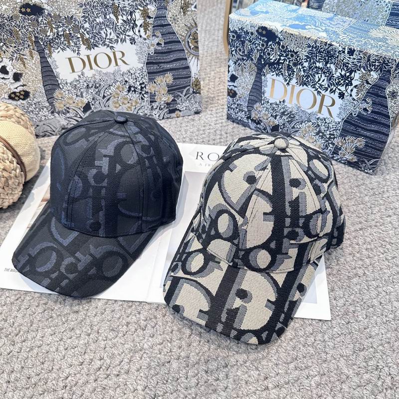 Dior Cap (2700)
