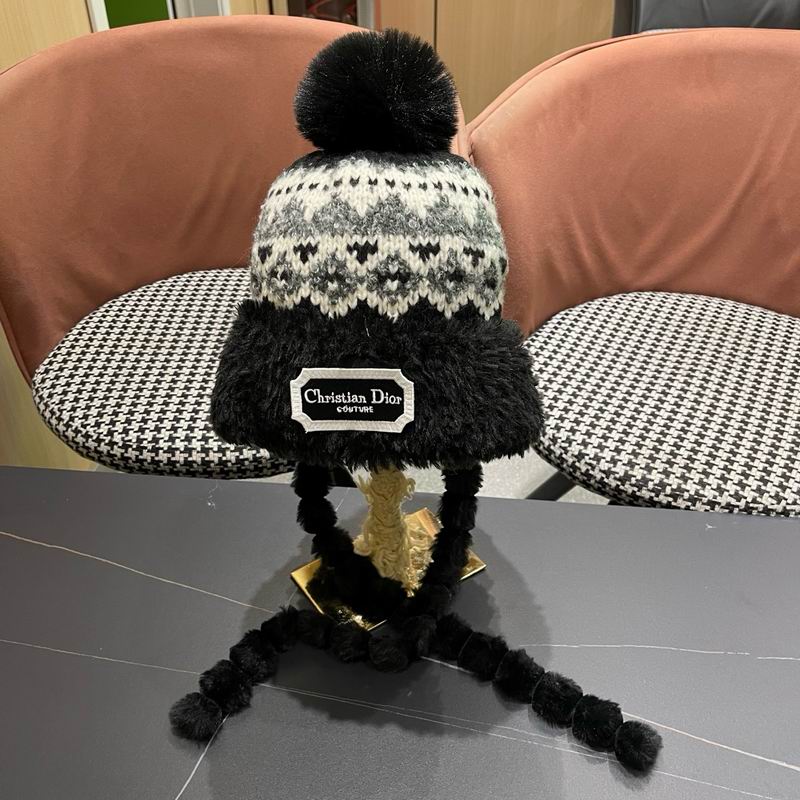 Dior Hat (1900)