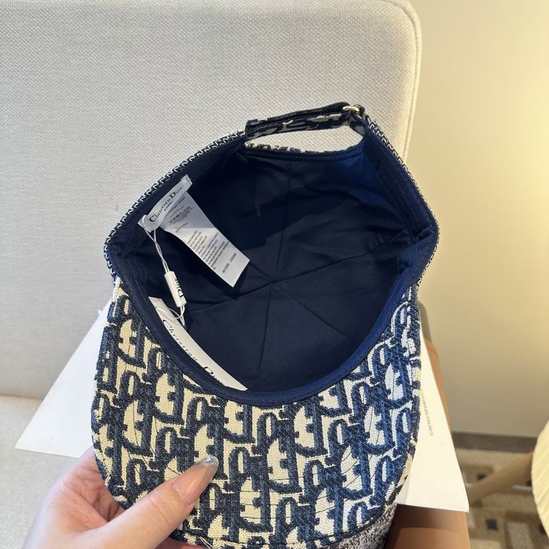 Dior cap (352)
