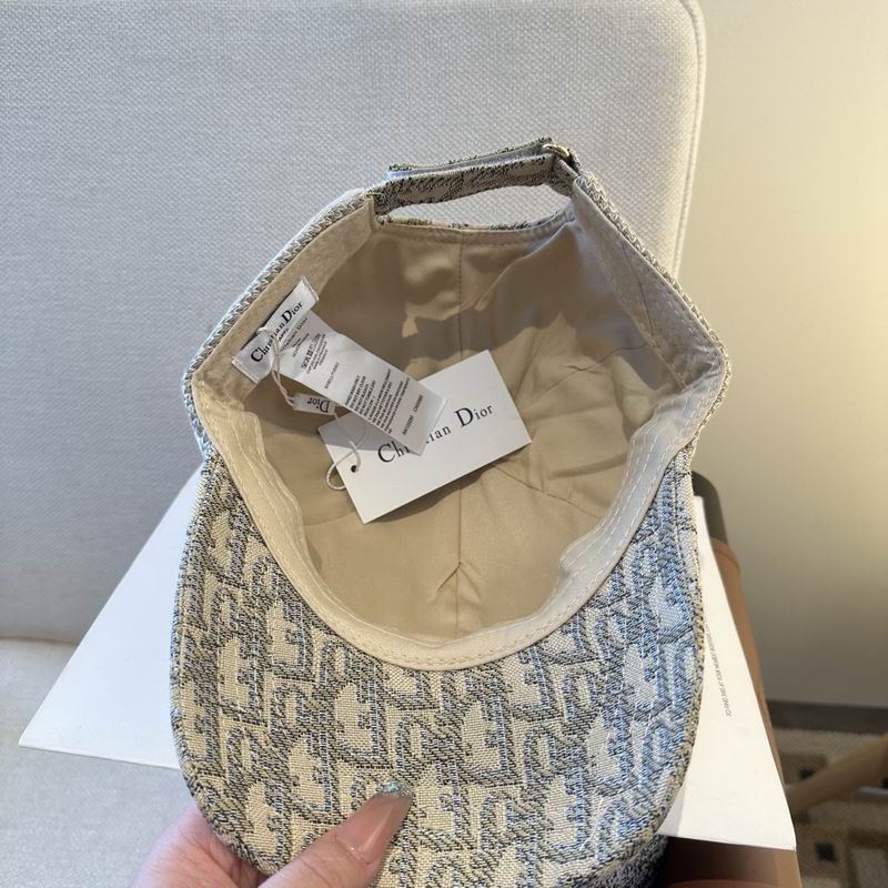 Dior cap (361)