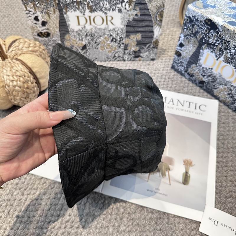 Dior hat (1201)